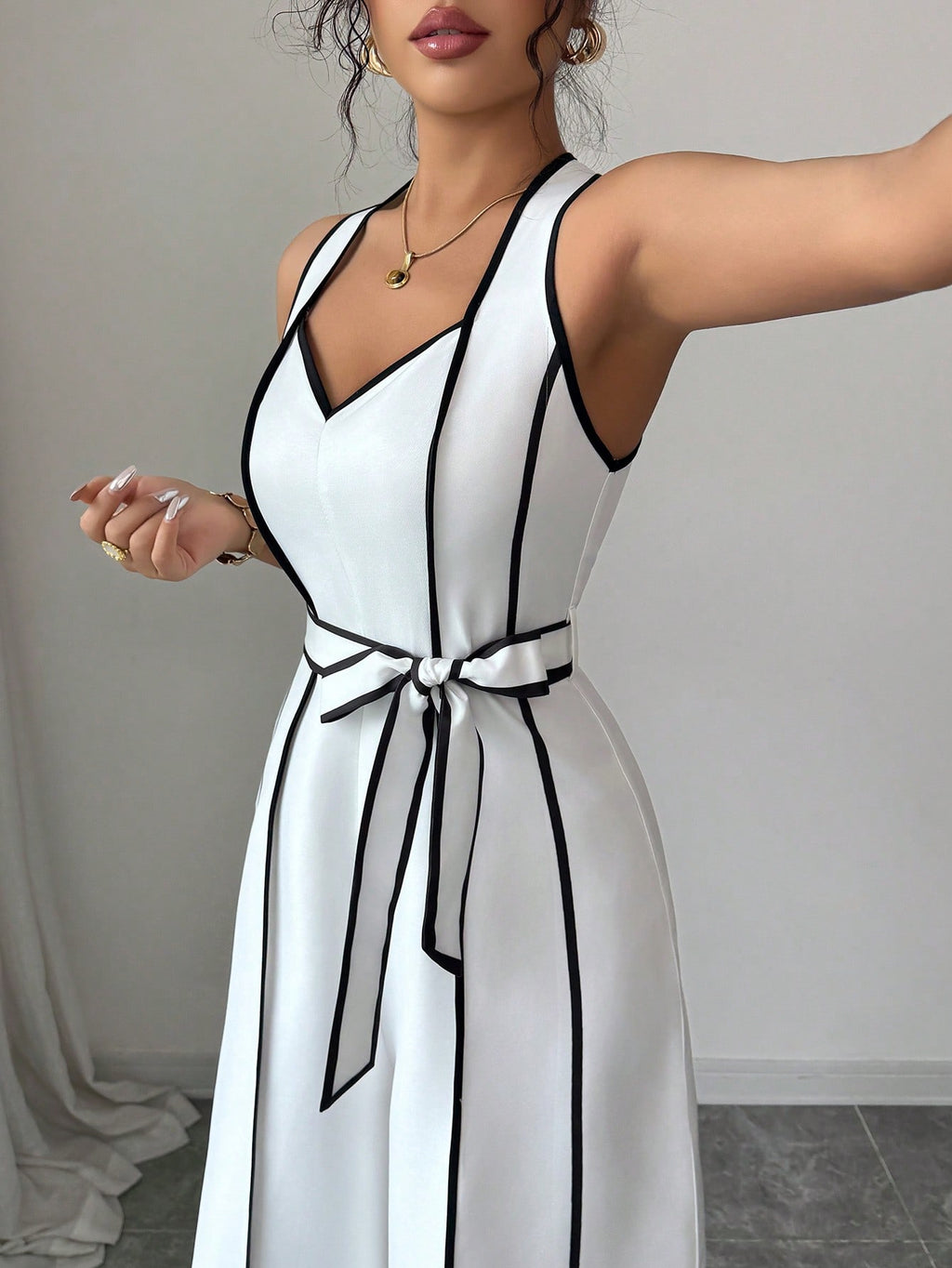 Chic Strappy V-Neck Slim Jumpsuit for Women