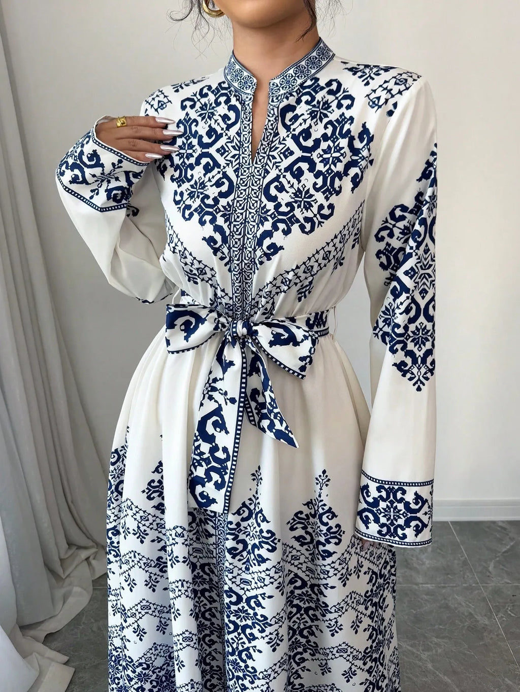 Elegant V-Neck Women's Printed Long Sleeve Tie Waist Dress